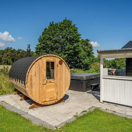 Cozy In With Sauna * Knebel