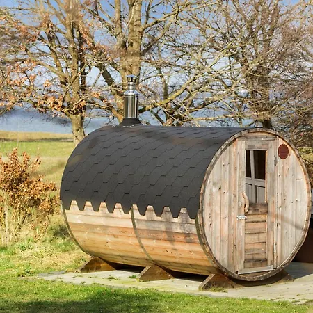 度假居 Cozy In With Sauna 克内贝尔